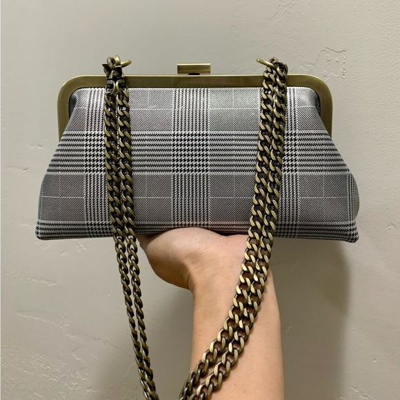 Handmade Genuine Leather Push-lock Clutch/Shoulder Bag/Crossbody & 2 Chains - Picture 3 of 16